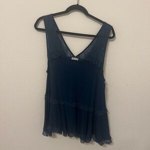 ⭐️Free People V neck top - Tunic Like